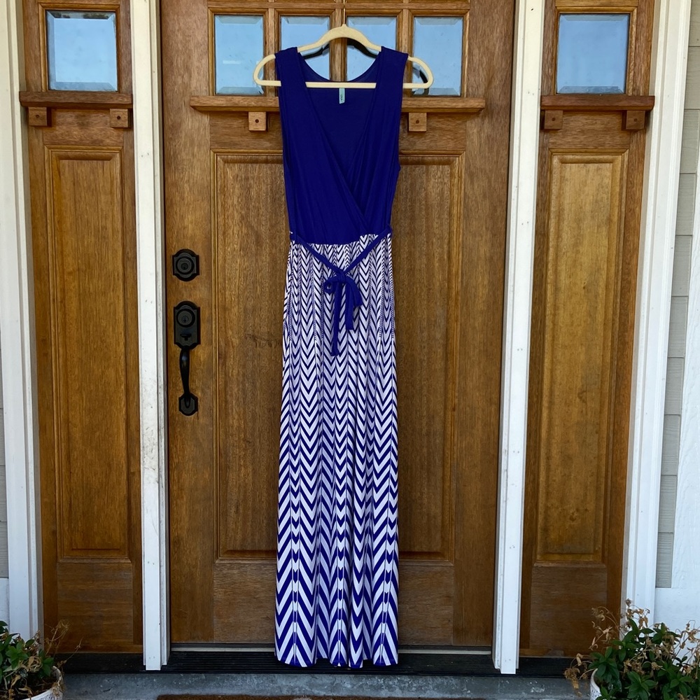 Loila | Royal blue and white chevron maxi dress